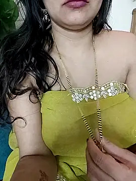 Snapshot of kaamuk_shweta chatting on May 2026 09:09:01 PM kaamuk shweta online show from May 2026 09:09:01 PM