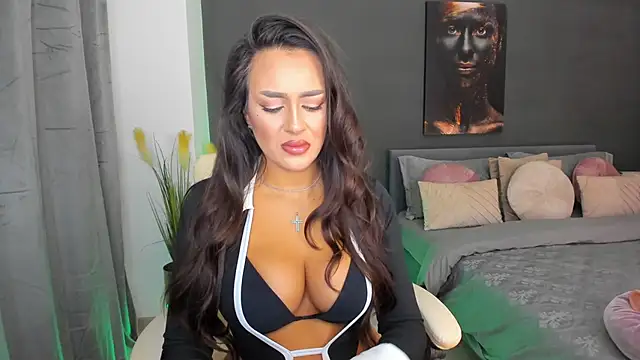 Sonia  Rey online show from March 2025 07:43:02 PM