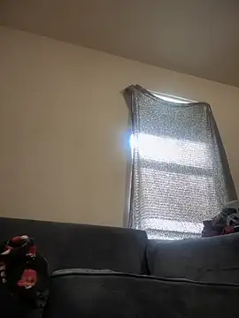 honeybrow online show from November 2025 06:08:02 PM