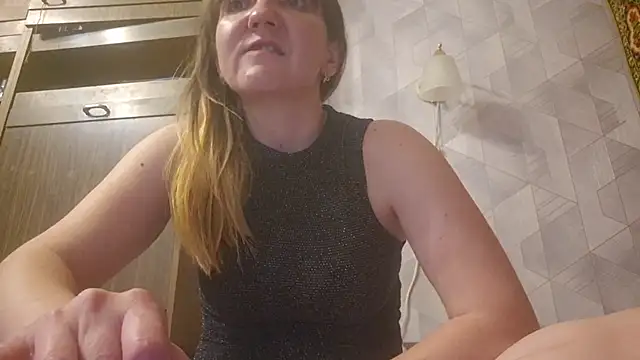 EstrellaWalters online show from May 2026 05:51:01 PM
