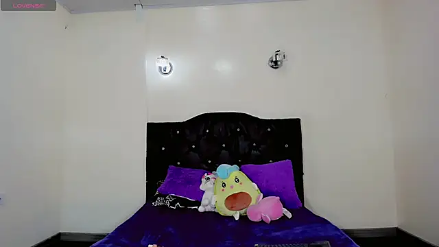 Snapshot of Elissa_taylor_ chatting on February 2025 07:28:01 PM Elissa taylor online show from February 2025 07:28:01 PM