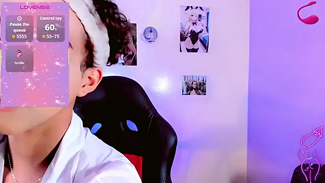 Snapshot of Elissa_taylor_ chatting on November 2025 07:14:01 PM Elissa taylor online show from November 2025 07:14:01 PM