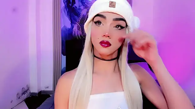 Snapshot of Elissa_taylor_ chatting on December 2025 12:32:01 PM Elissa taylor online show from December 2025 12:32:01 PM