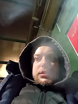 Amik97 online show from October 2025 06:40:02 PM