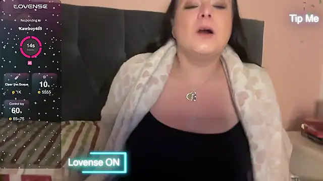 NaughtyWifeUK online show from January 2025 04:50:02 PM