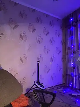 Starry Siren online show from November 2025 06:08:01 PM