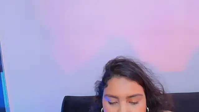 Snapshot of Brenda__gomez chatting on January 2025 04:02:02 PM Brenda gomez online show from January 2025 04:02:02 PM