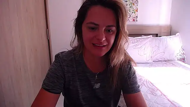 ParisW online show from January 2025 03:51:02 PM