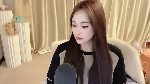 Daisy-77 online show from January 2025 06:03:02 PM