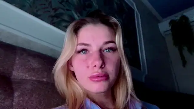 Snapshot of AgnesMillerS chatting on December 2024 03:13:02 AM AgnesMillerS online show from December 2024 03:13:02 AM