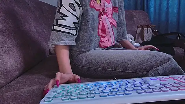 Snapshot of AgnesMillerS chatting on January 2025 09:13:01 AM AgnesMillerS online show from January 2025 09:13:01 AM