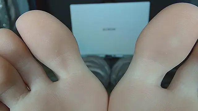 Snapshot of AgnesMillerS chatting on February 2026 10:01:02 AM AgnesMillerS online show from February 2026 10:01:02 AM