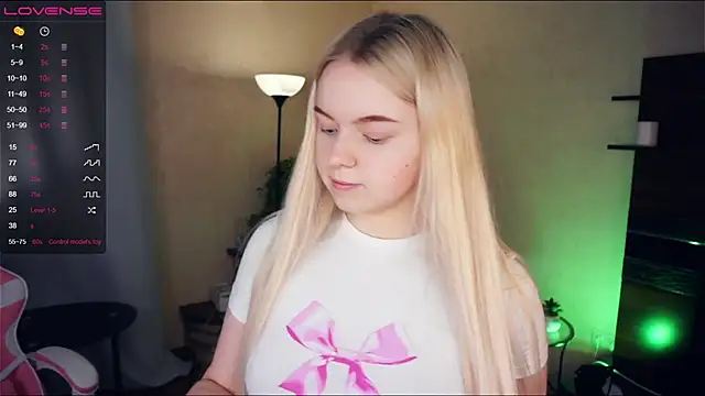 ZaraCreedon online show from January 2025 07:53:02 PM