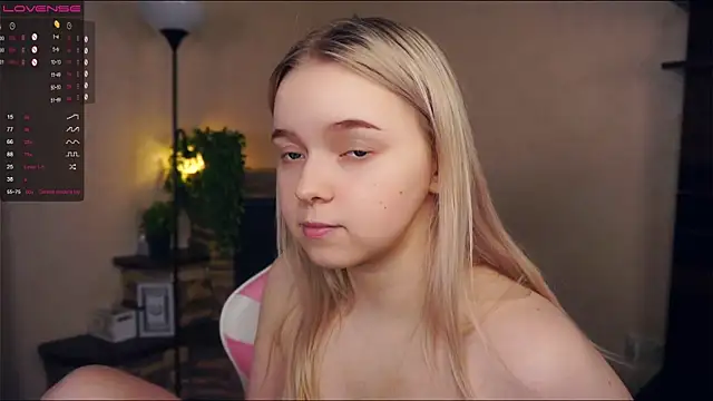 ZaraCreedon online show from March 2025 02:26:02 AM