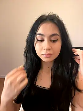 Mile Madeline online show from December 2024 10:12:02 AM