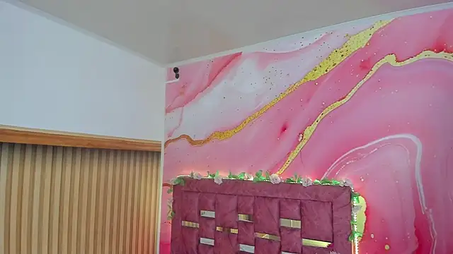 Daisy  rose online show from April 2026 03:00:02 AM