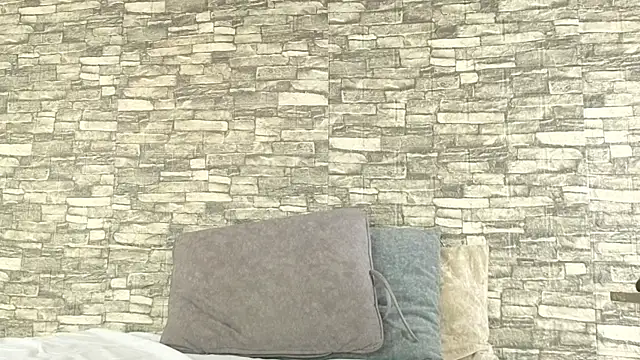 alondrabigtits online show from December 2025 12:03:02 PM