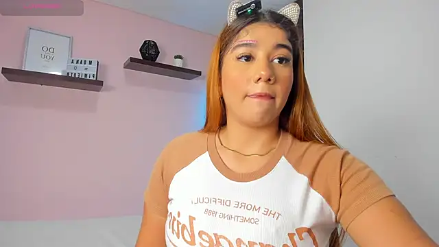 tifanyhills  online show from October 2025 08:24:02 PM