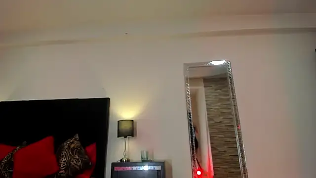 Snapshot of RileySkye chatting on January 2025 08:13:02 AM RileySkye online show from January 2025 08:13:02 AM