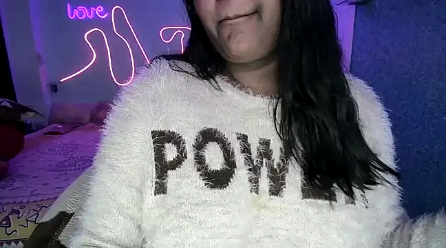 Snapshot of expression_queen chatting on January 2025 10:18:01 PM expression queen online show from January 2025 10:18:01 PM