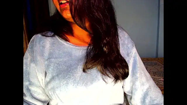 Snapshot of expression_queen chatting on December 2025 10:32:02 AM expression queen online show from December 2025 10:32:02 AM