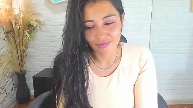 Aisha 09 online show from March 2025 02:21:02 PM