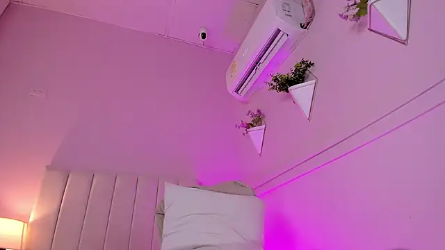  bianca 18 online show from January 2025 05:56:02 PM