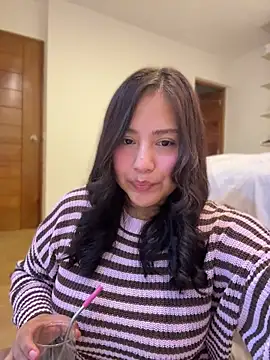 kittyfresita online show from June 2026 03:45:01 AM