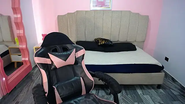 Gaby ch online show from December 2024 04:20:01 AM
