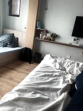 huzi518 online show from October 2025 03:46:02 AM