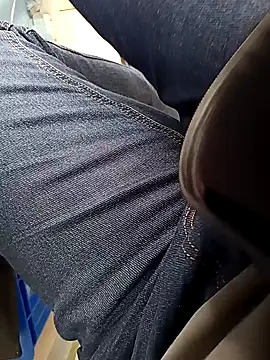 huzi518 online show from October 2025 03:10:02 AM