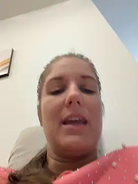 jennifer11772 online show from July 2026 07:14:01 AM