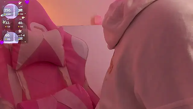 soy jess03 online show from October 2025 12:03:02 PM