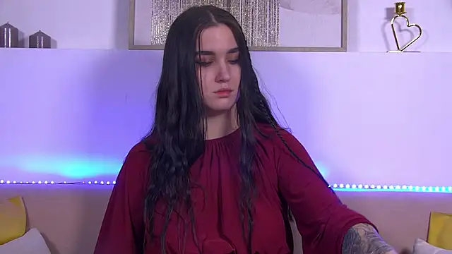 Snapshot of ChristinaMilton chatting on January 2025 12:38:01 AM ChristinaMilton online show from January 2025 12:38:01 AM