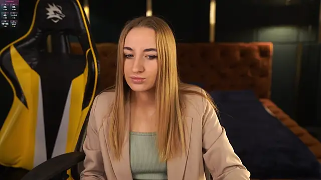 Michelle 054 online show from February 2025 11:33:01 AM