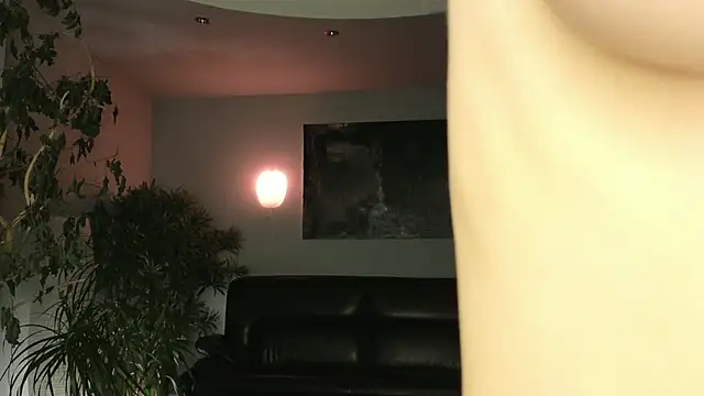 aryamirelle online show from March 2025 12:55:01 PM