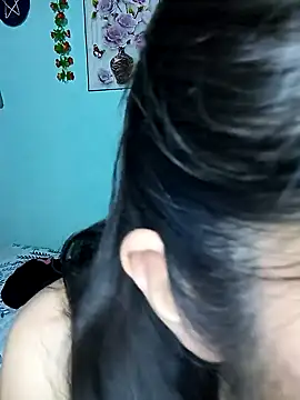 ELISA 90 online show from February 2025 07:44:02 PM