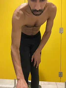 Lucascacaca online show from December 2024 06:20:01 PM