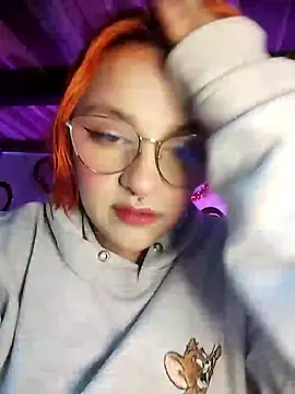 SophiaWeestt99 online show from February 2025 01:30:02 AM