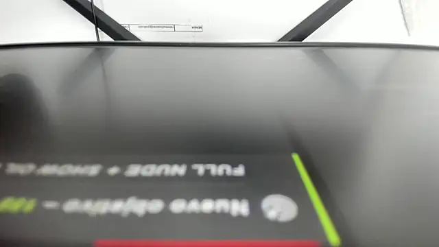 Snapshot of Molly_naughty__ chatting on December 2024 11:44:01 AM Molly naughty online show from December 2024 11:44:01 AM