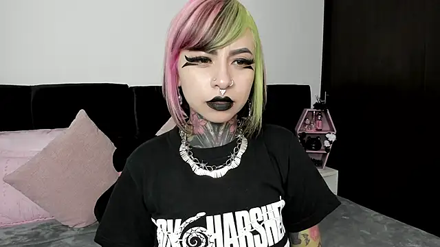 NikkiRamone online show from January 2025 11:59:01 AM