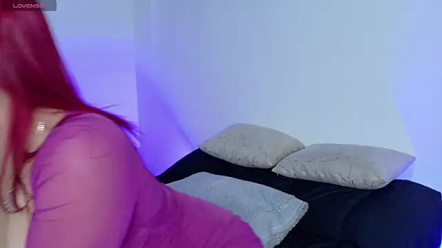 luccycollins  online show from February 2025 02:15:01 PM