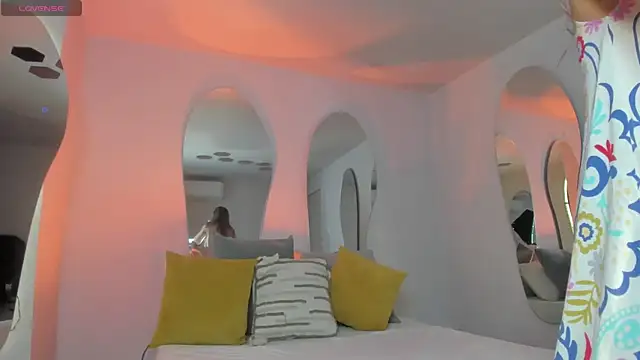 RebeccaHudson online show from March 2025 03:08:01 AM