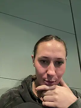 Snapshot of M1ssyk1ssy chatting on December 2024 05:16:01 PM M1ssyk1ssy online show from December 2024 05:16:01 PM