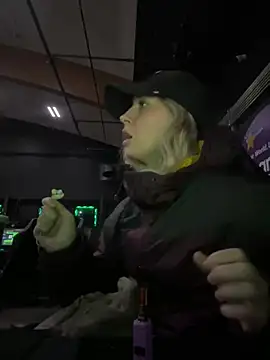 Snapshot of M1ssyk1ssy chatting on January 2025 12:05:02 AM M1ssyk1ssy online show from January 2025 12:05:02 AM