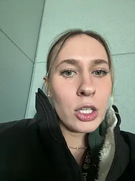 Snapshot of M1ssyk1ssy chatting on January 2025 06:07:01 PM M1ssyk1ssy online show from January 2025 06:07:01 PM