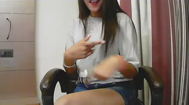 Snapshot of collage_hoty chatting on March 2025 11:21:02 PM collage hoty online show from March 2025 11:21:02 PM