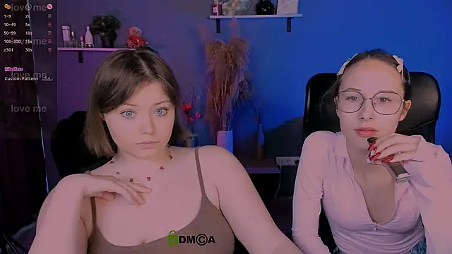 nikole kitt online show from October 2025 07:14:01 PM