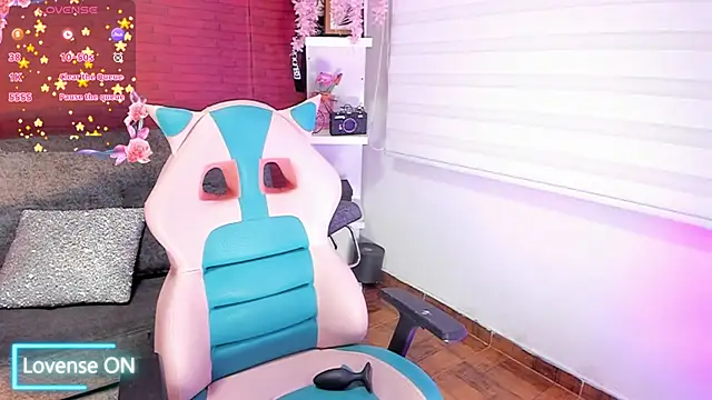 samantha simur online show from December 2024 02:01:02 AM