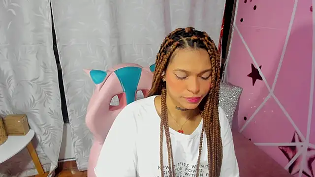 samantha simur online show from February 2025 08:17:01 AM